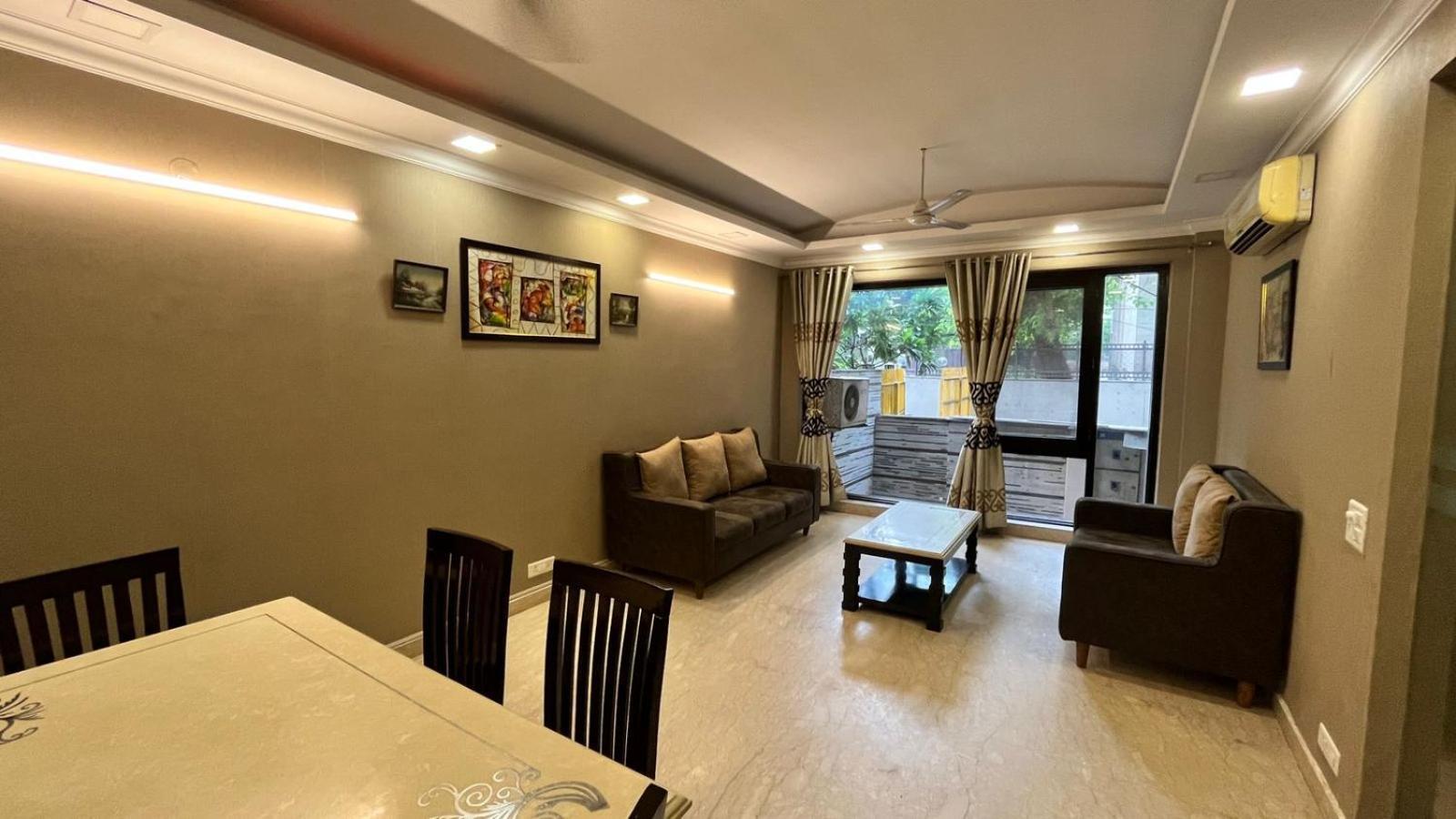 Abode Residency Near Embassy Delhi Safdarjung Enclave