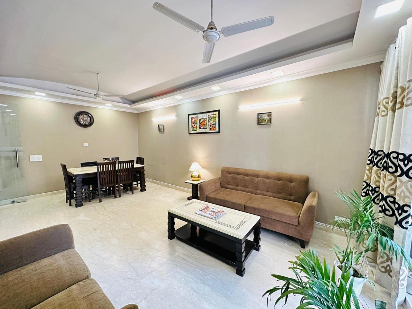 Abode Residency Near Embassy Delhi Safdarjung Enclave Hotel New Delhi